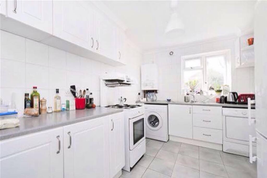 Large, fully equipped kitchen