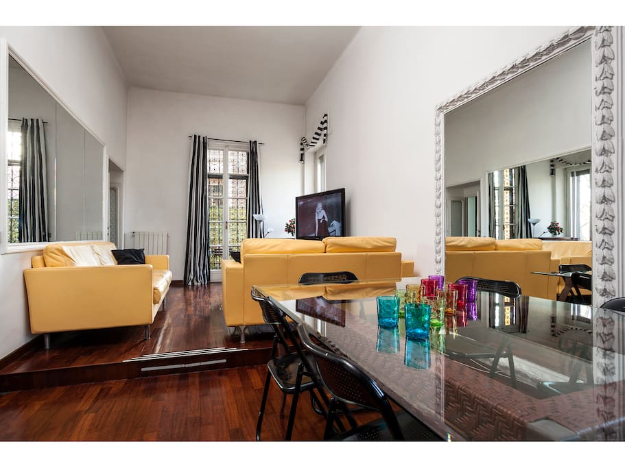 Lounge with big flat Tv