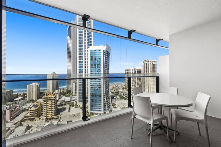 Circle on Cavill - 1 Bedroom + Study Ocean