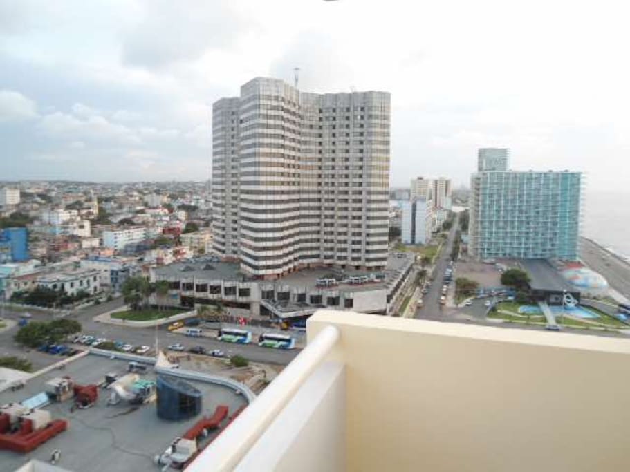 VISTAS DESDE LA TERRAZA