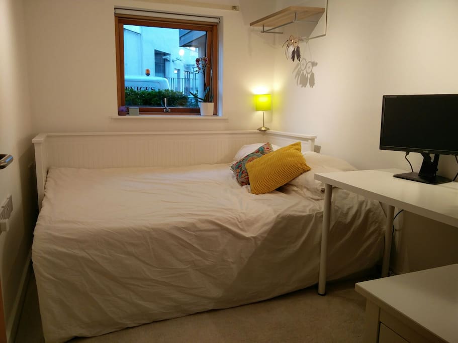 Extendable bed!