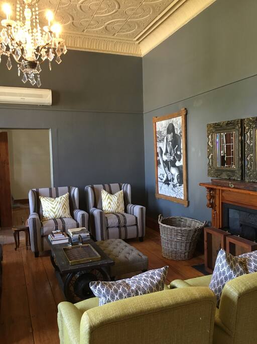Lounge area