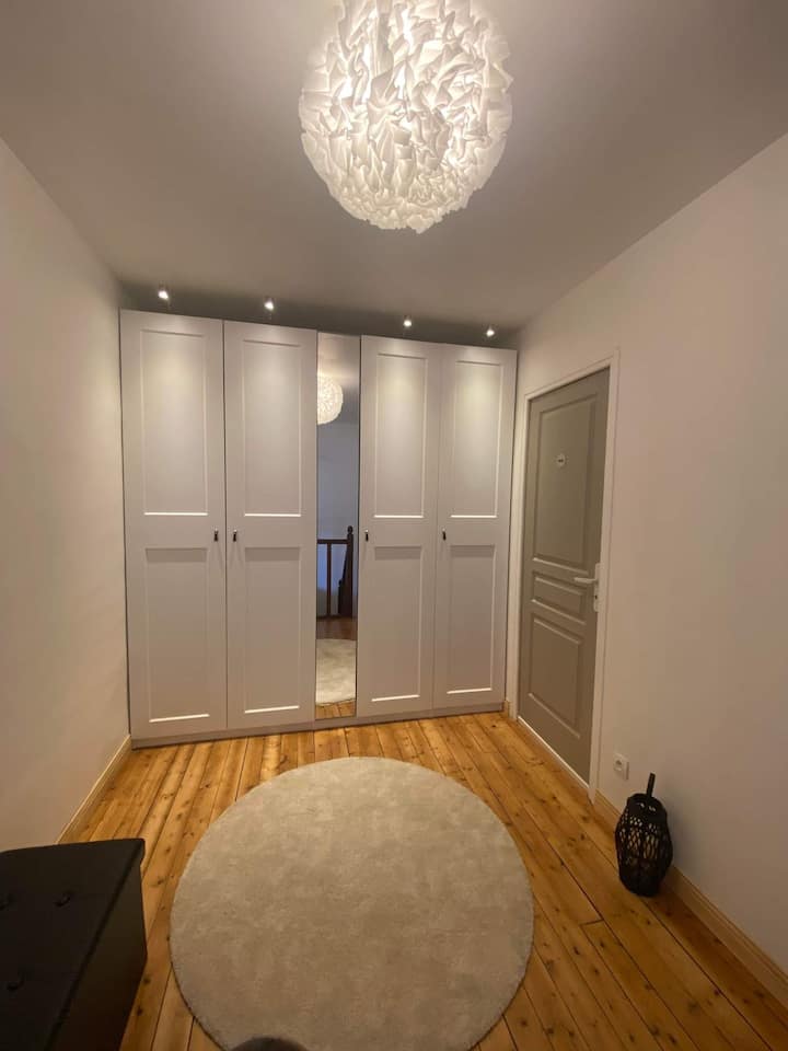 Le palier avec le dressing