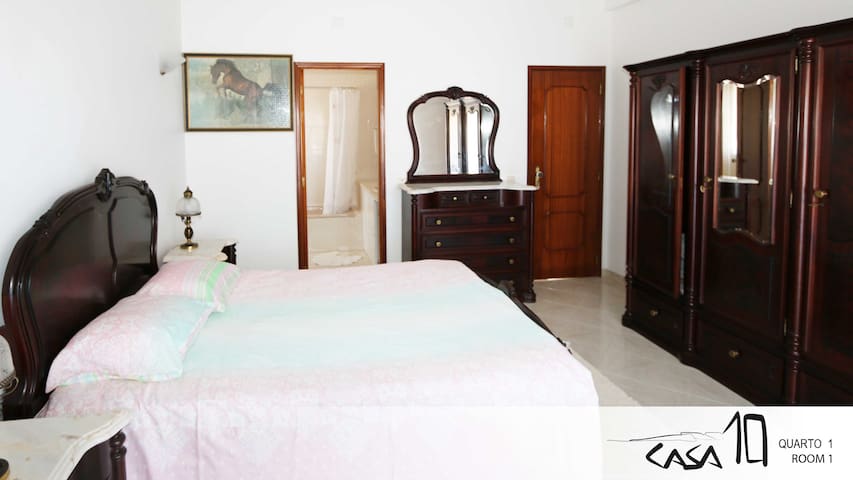 Casa10 - Room1 (Private WC) and terrace - 28699/AL