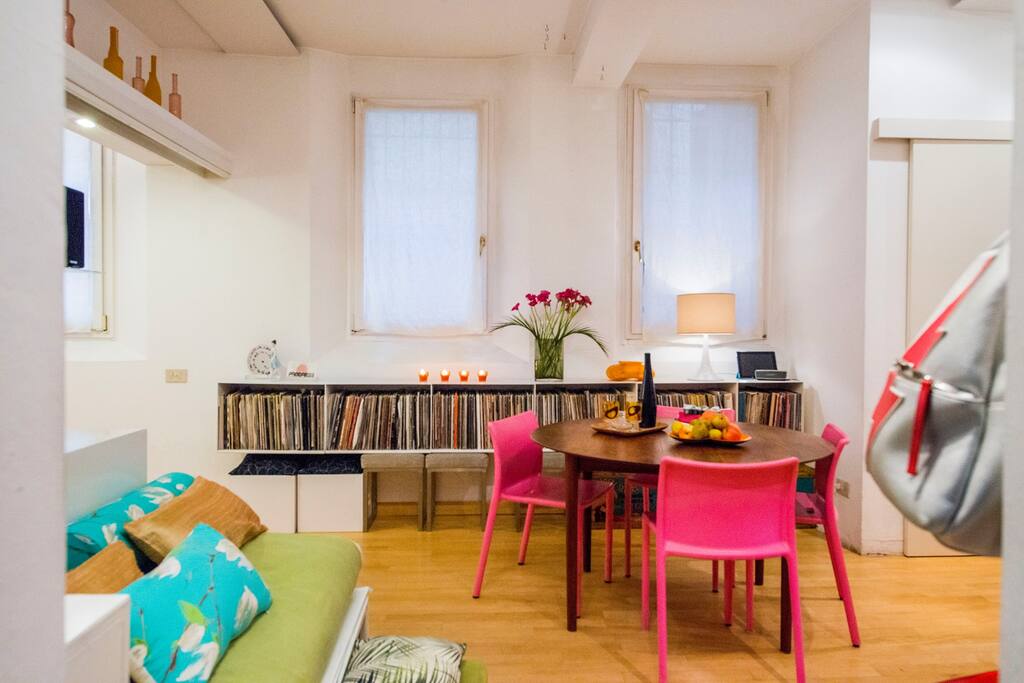 Living room (on the left a convertible sofa become a queen size bed)