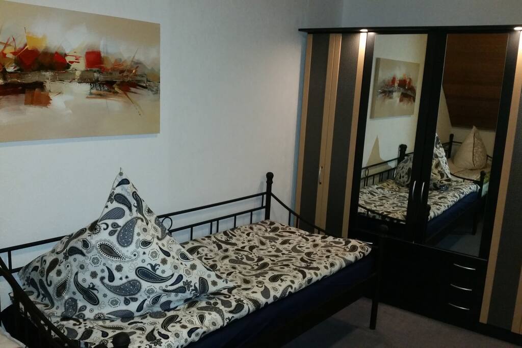 Schlafzimmer1