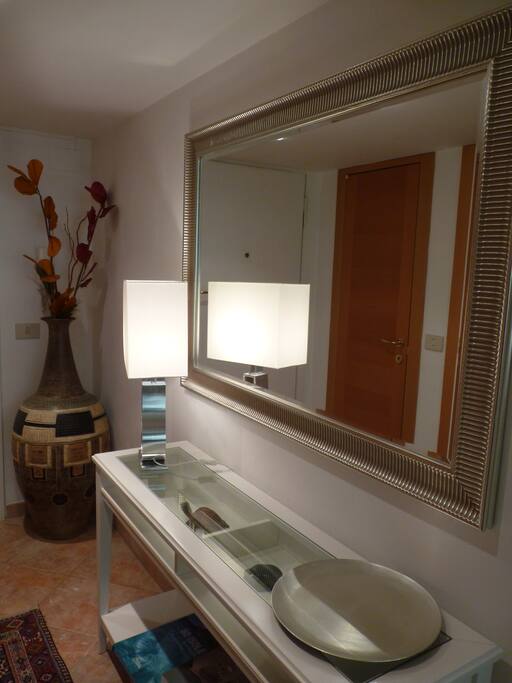 Entrance -Ingresso
