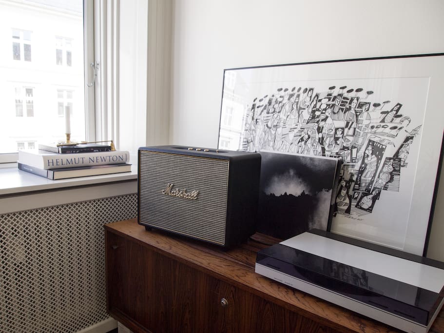 Living Room with multiple audio modes.