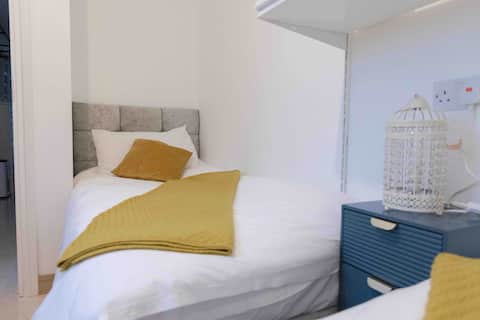 Cosy 2-bedroom guest house