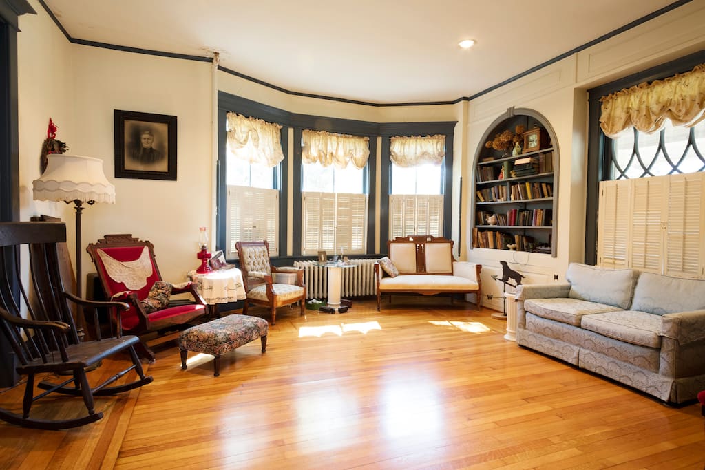 Large living room for you to enjoy