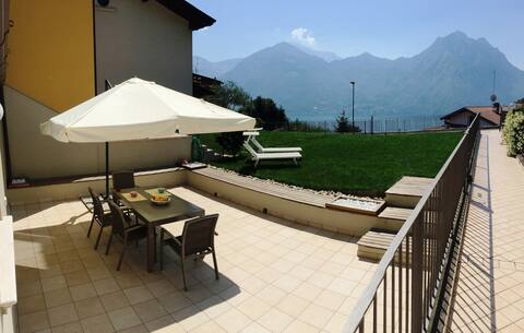 Anna Apartment (garden & lake)