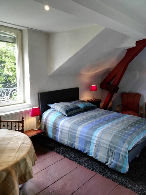 Kamer rouge nieuwe boxspring bed kan ook als twee bedden