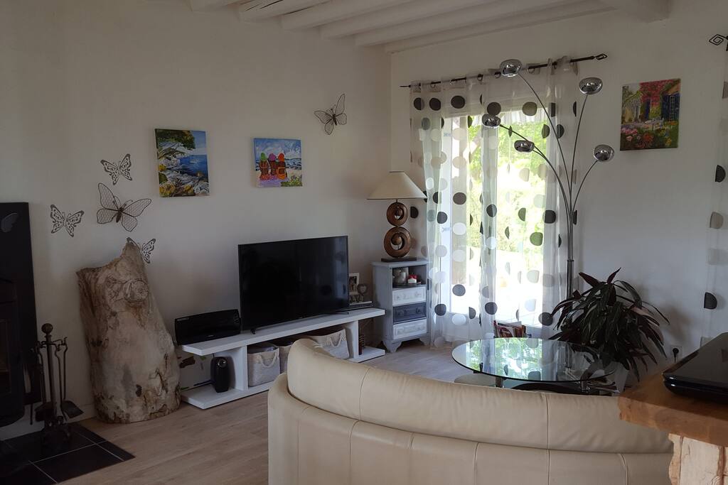 Salon donnant sur terrasse
