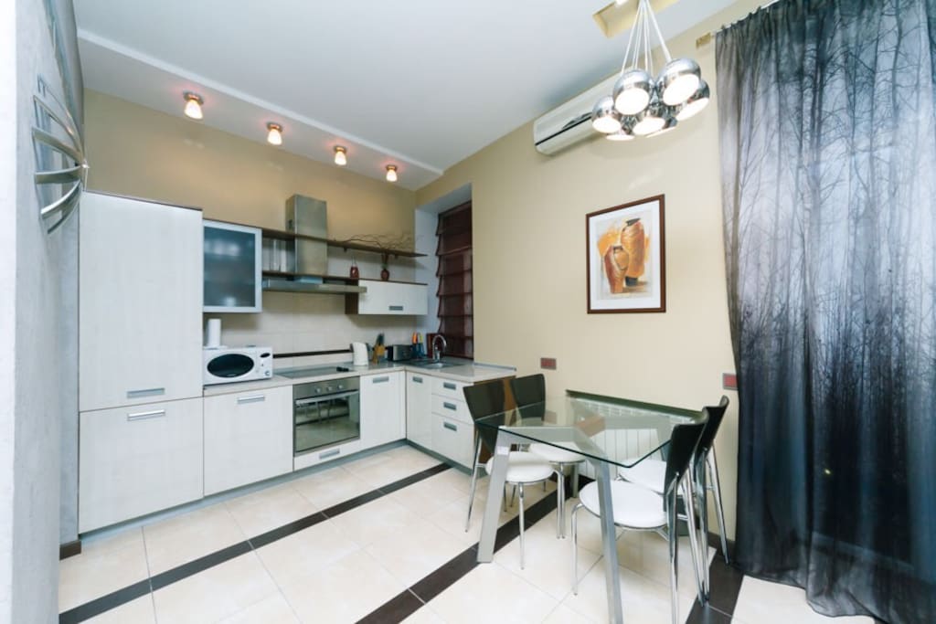Open studio-kitchen