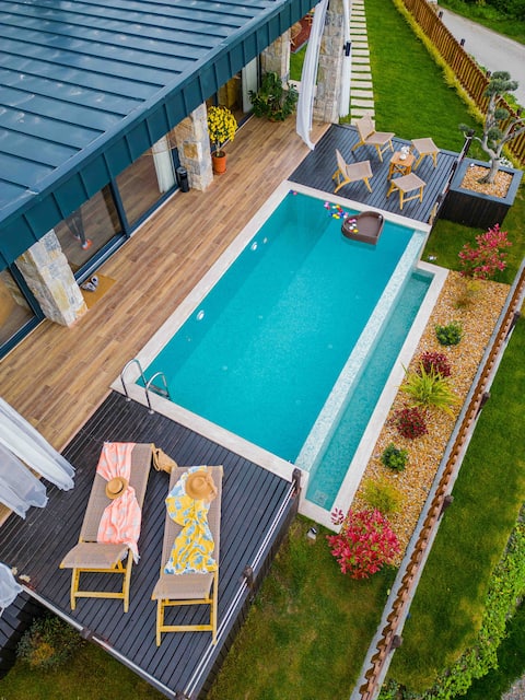 Top Airbnb: Mjoraste Sapanca | Luxury Stone Villa with Lake View in Sapanca