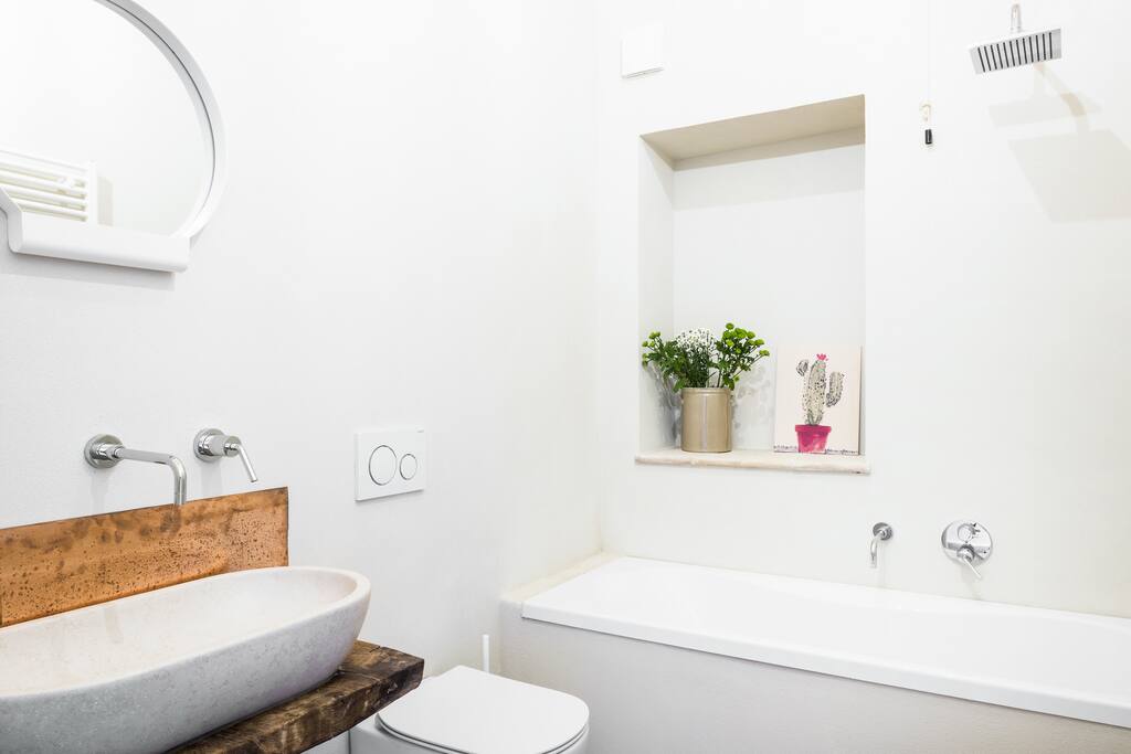 Bagno con vasca