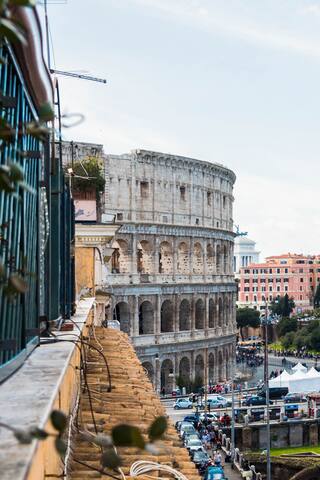 Restart Roof top Views – Colosseum – Torlonia gallery image 2