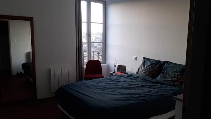 izba s manželskou posteľou