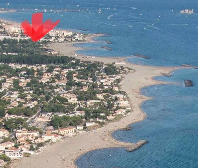 À 100m des plus belles plages de sable fin du CAP D’AGDE, idéal pour se baigner ou pour de longues promenades au coucher du soleil