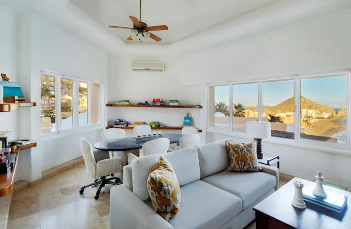 Game room/den (with incredible view!)