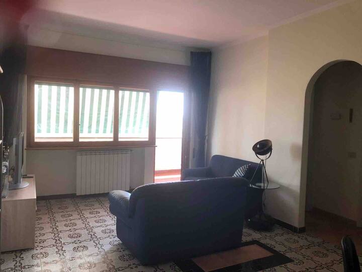 Bright beach house just a stone's throw from the sea, 80 m2