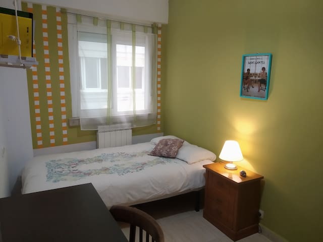 Habitación individual cerca de la catedral