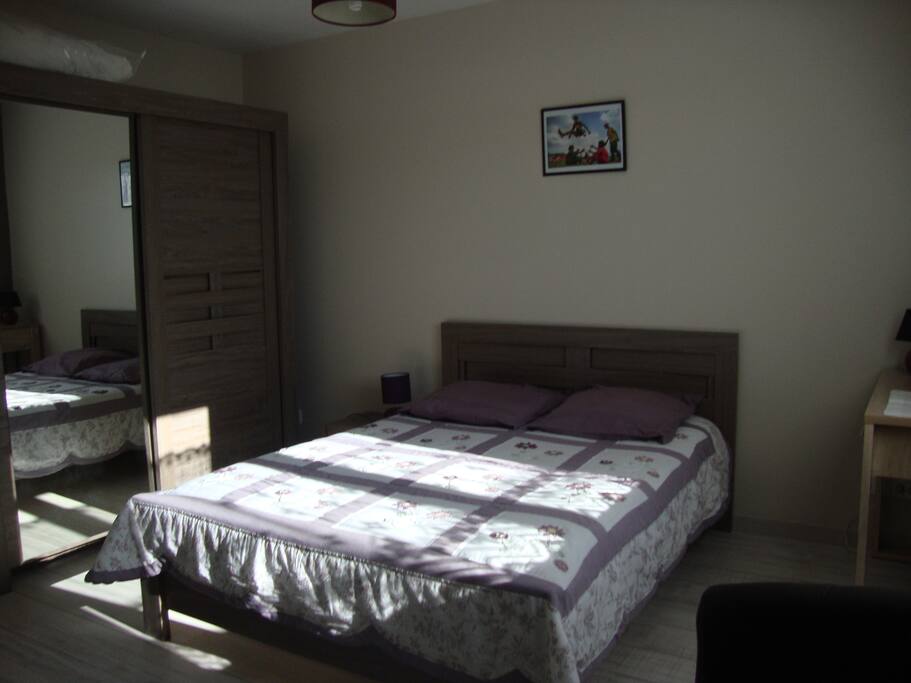 Chambre d Hote chambre d hote france : Chambre du0026#39;hu00f4tes chez Martine - Maison du0026#39;hu00f4tes u00e0 louer u00e0 Lussac-les ...