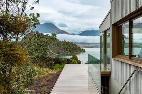 Bob's Cove Luxury Retreat