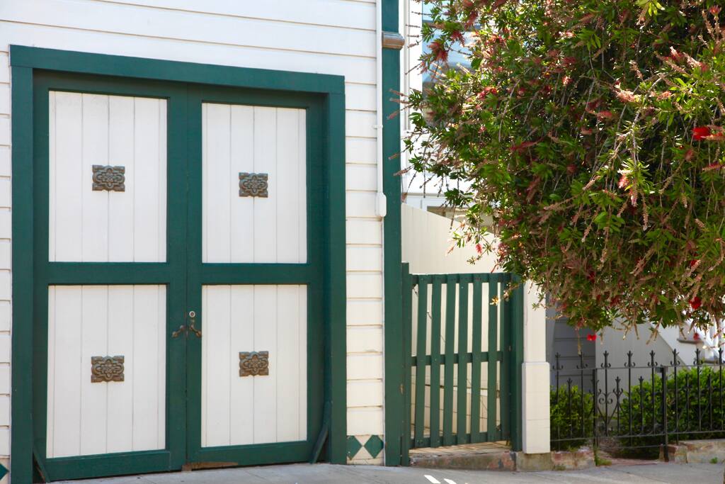 Private entrance