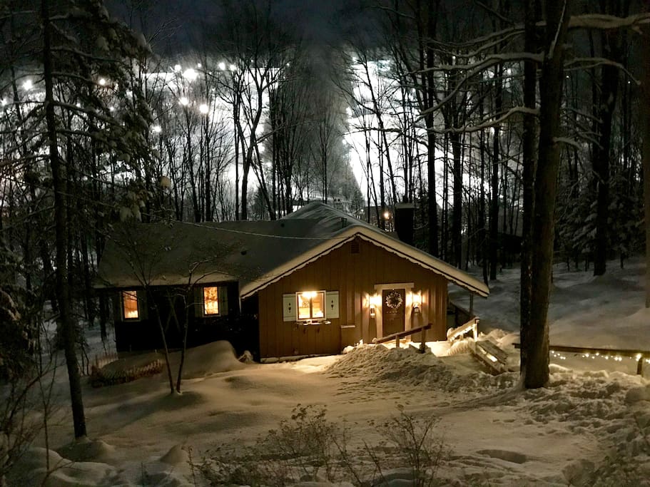 Overlooks the ski slopes