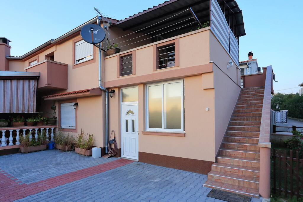 Hause