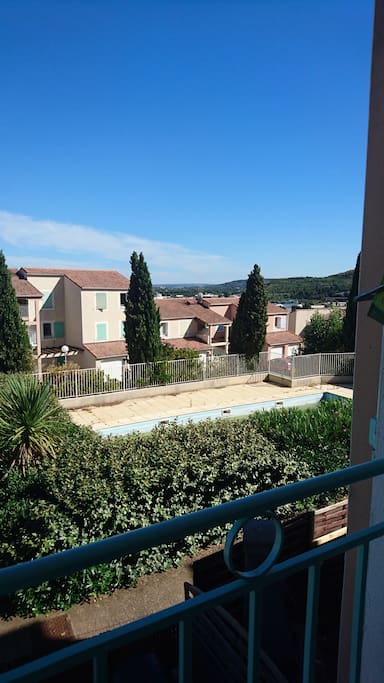 piscine vu chambre enfant 1