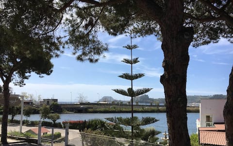 Pozzuoli and Lucrino apartment with terrace