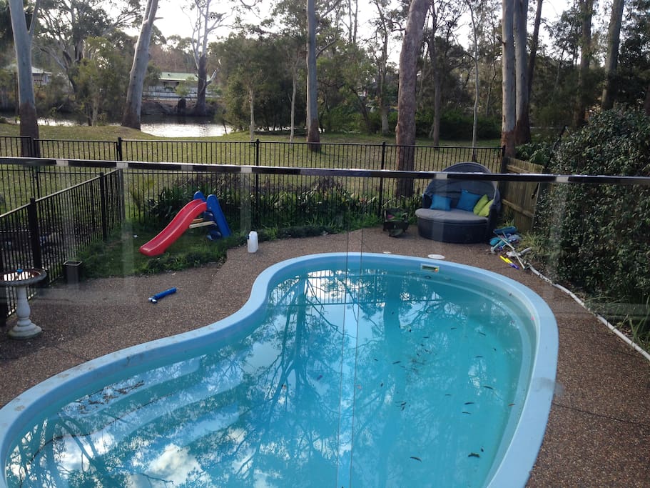 Located on the river with pool, bbq, outdoor pizza oven facilities available