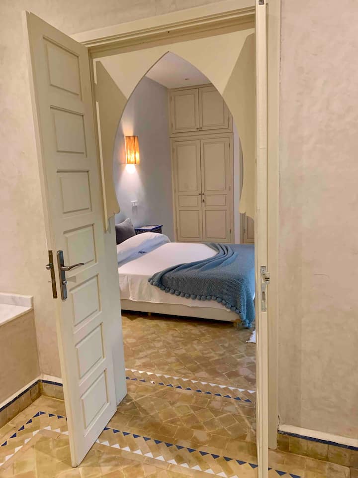 Vue depuis la salle de bain parentale