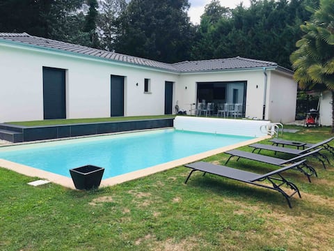 New 2 bedroom house and pool living room.