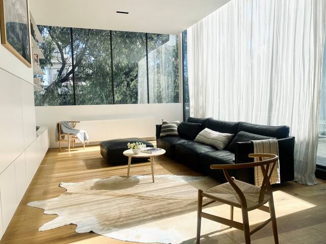 The Napier Apartment | A Fitzroy Penthouse gallery image 5