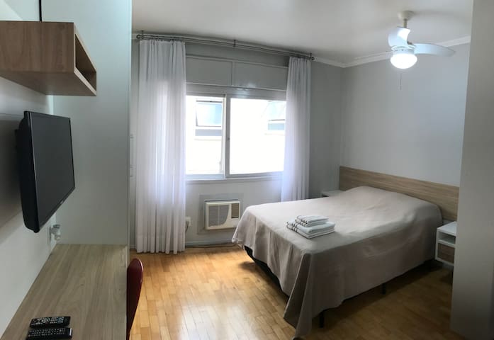 Newly renovated apartment in Cidade Baixa