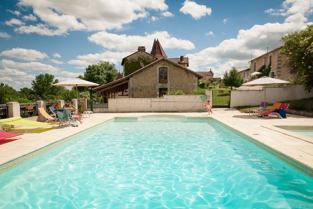 Large heated pool and toddler pool