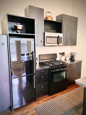 Entire Duplex Steps to Xcel & W7th Hotspots gallery image 3