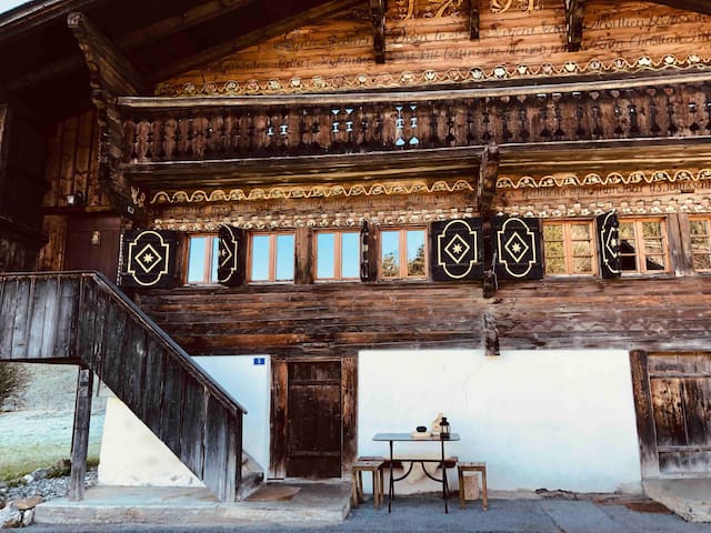 Demi-chalet cosy, cadre idyllique aux Diablerets