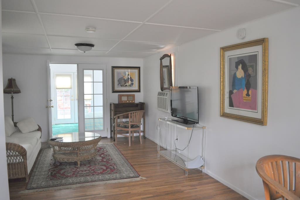 Light and lovely living room