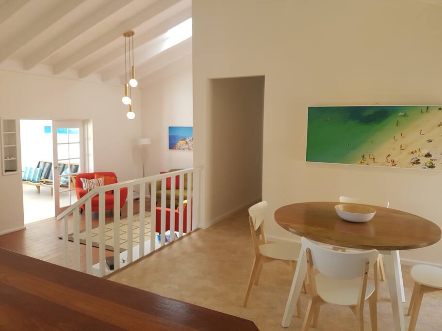 Open planned living, with airconditioning