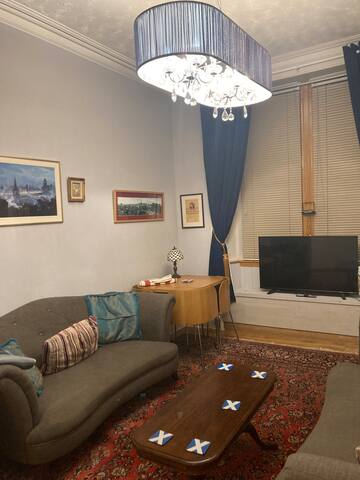 Edinburgh, 3 Bed, 2 Shower, Private Door@Tram Stop gallery image 5