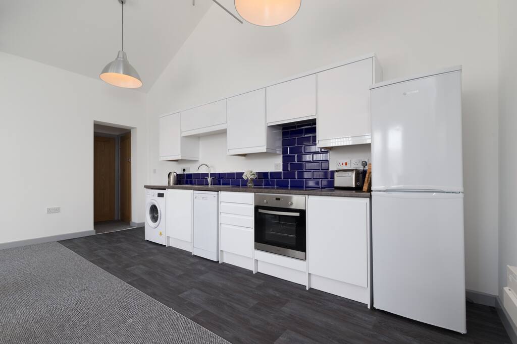 Fully fitted & equipped kitchen