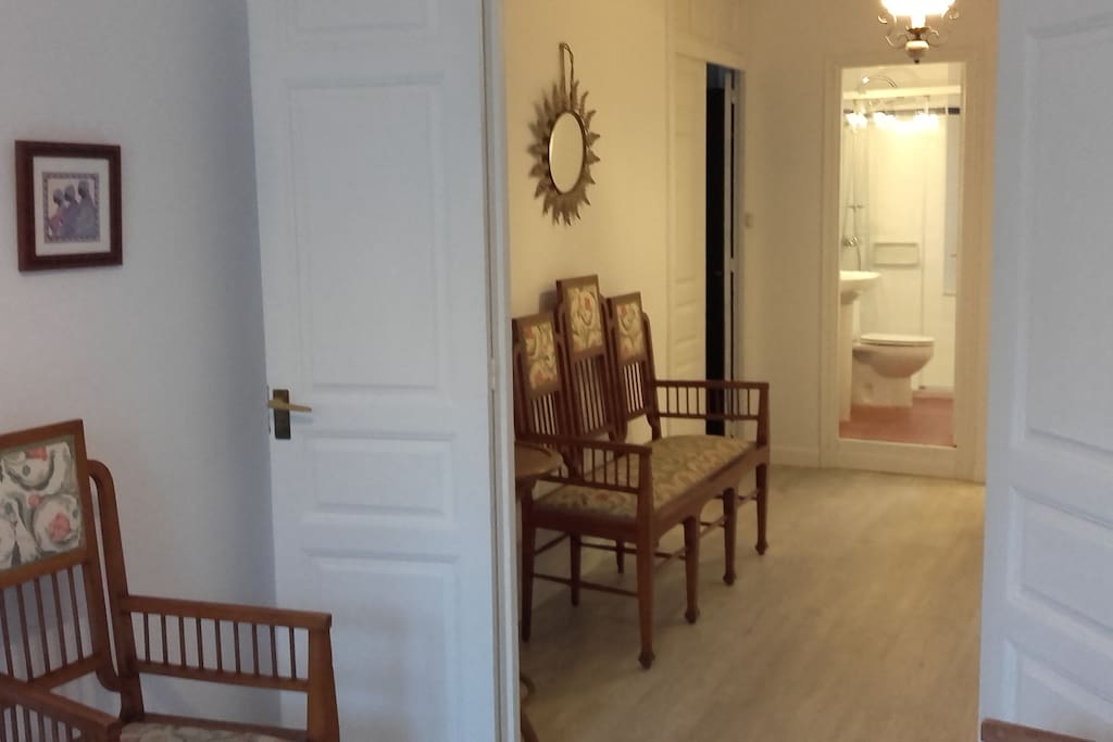 Distribuidor de las habitaciones del apartamento