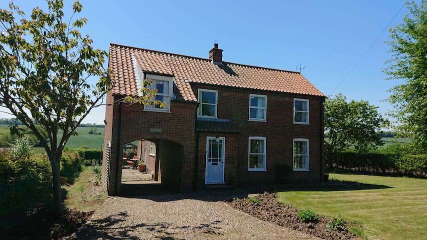 Yorkshire Coast, Spacious detached 4 bedroom house