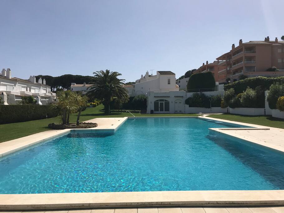 Piscina comunitària