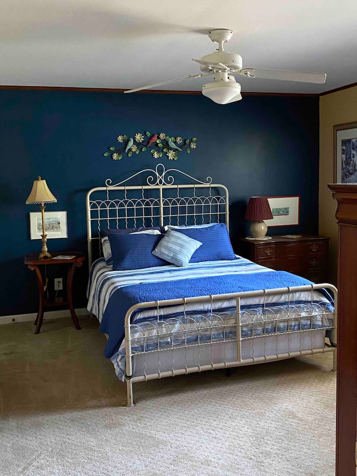 חדר שינה ראשי, מיטה זוגית רחבה