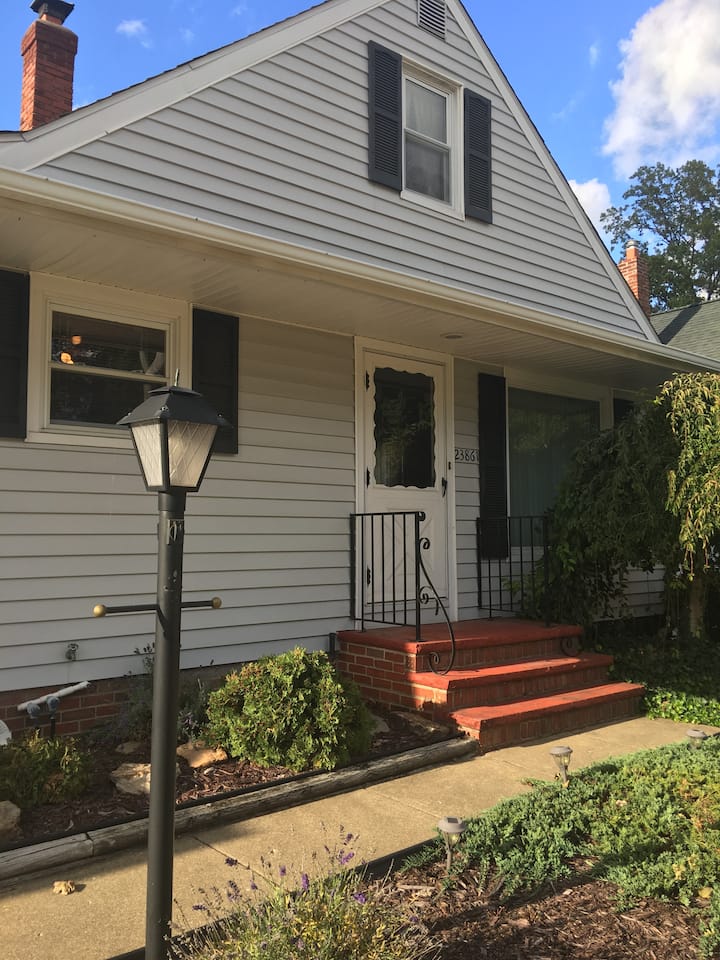 Willoughby Hills Vacation Rentals & Homes Ohio, United States Airbnb